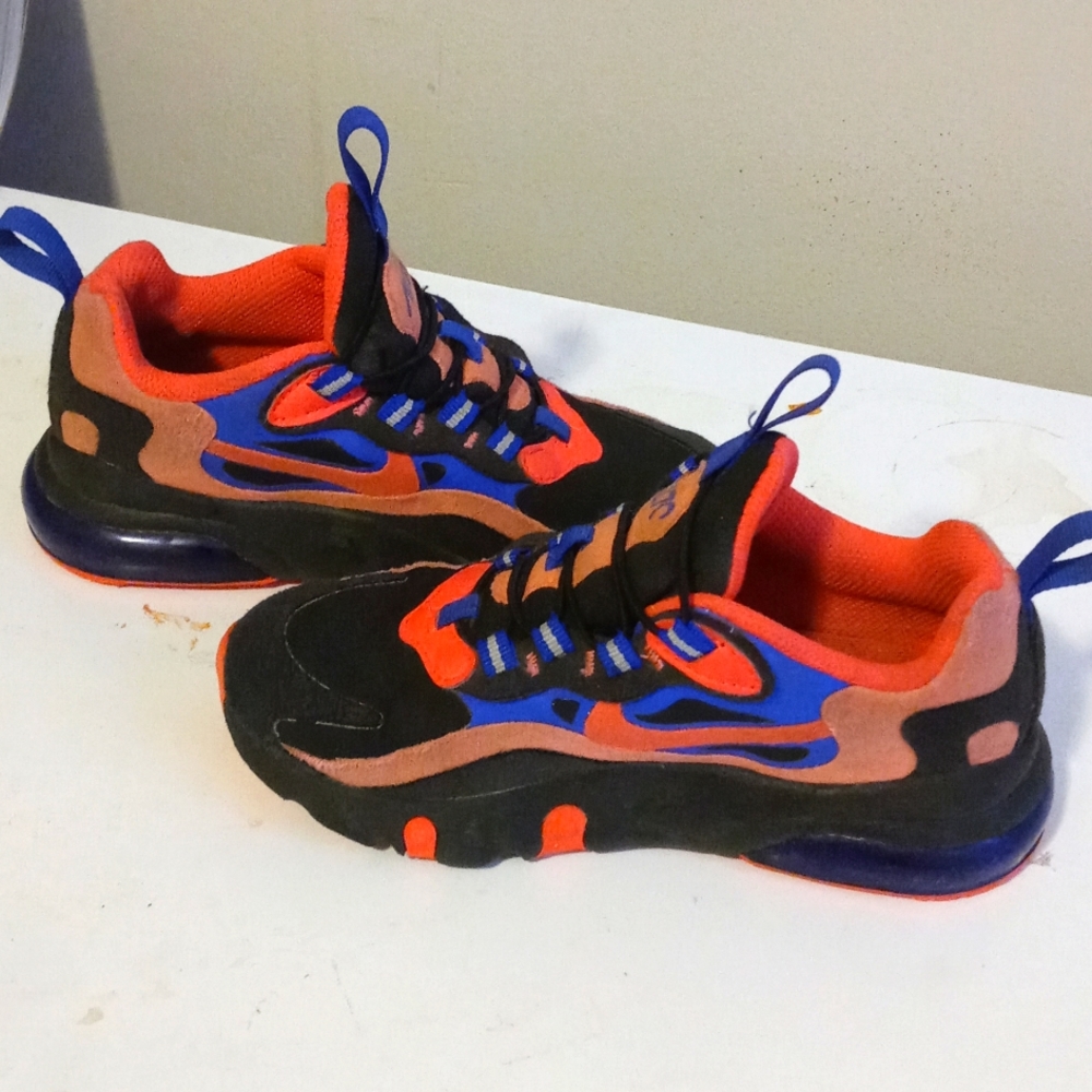 Boys Nike